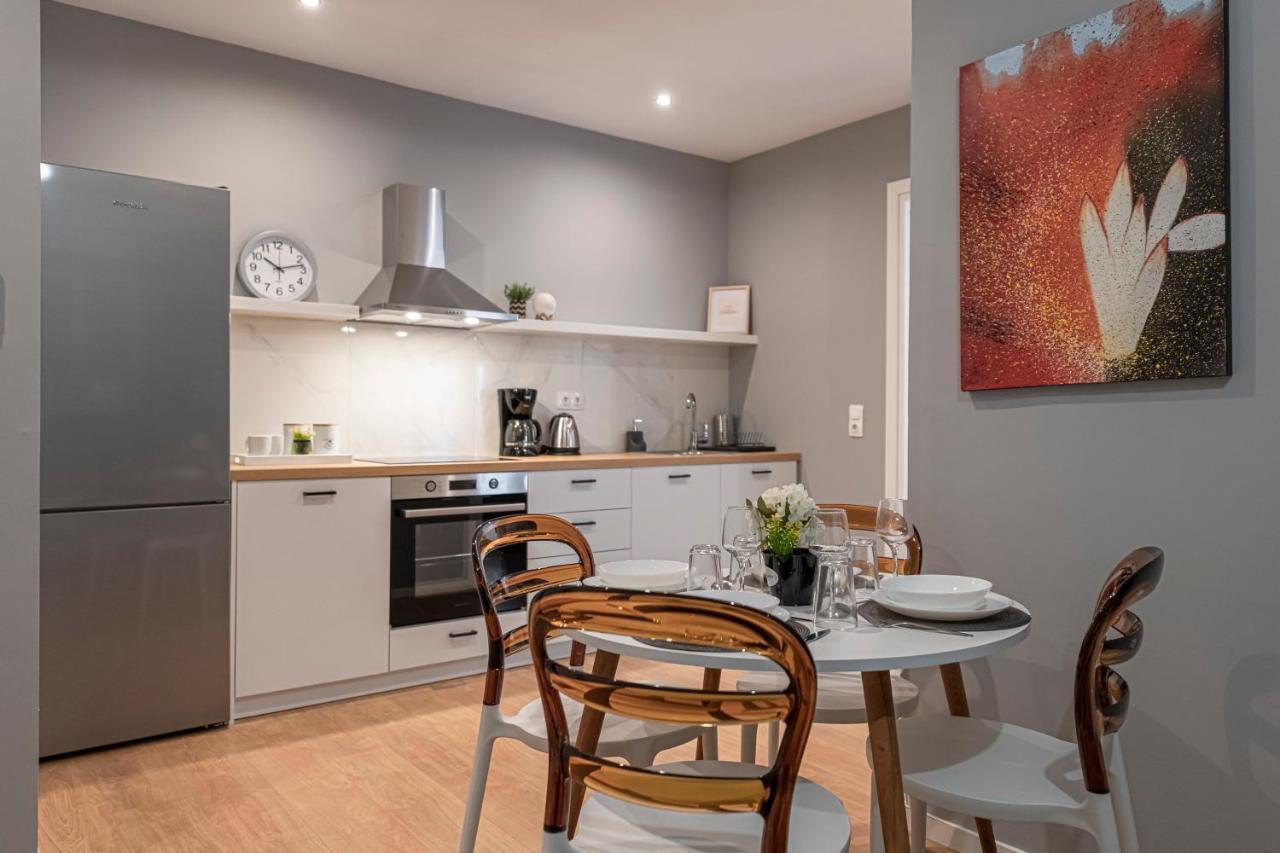 Athenian Center Apartments Экстерьер фото